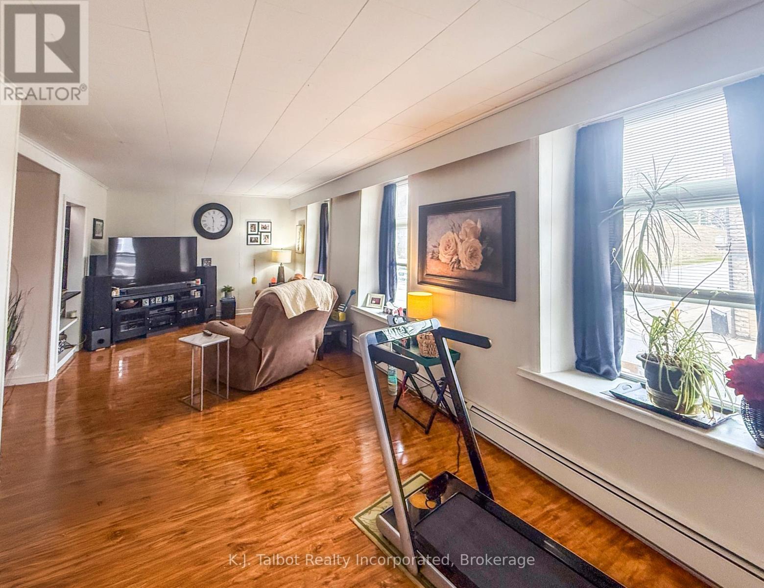 636 Campbell Street, Huron-Kinloss, Ontario  N0G 2H0 - Photo 24 - X13001162