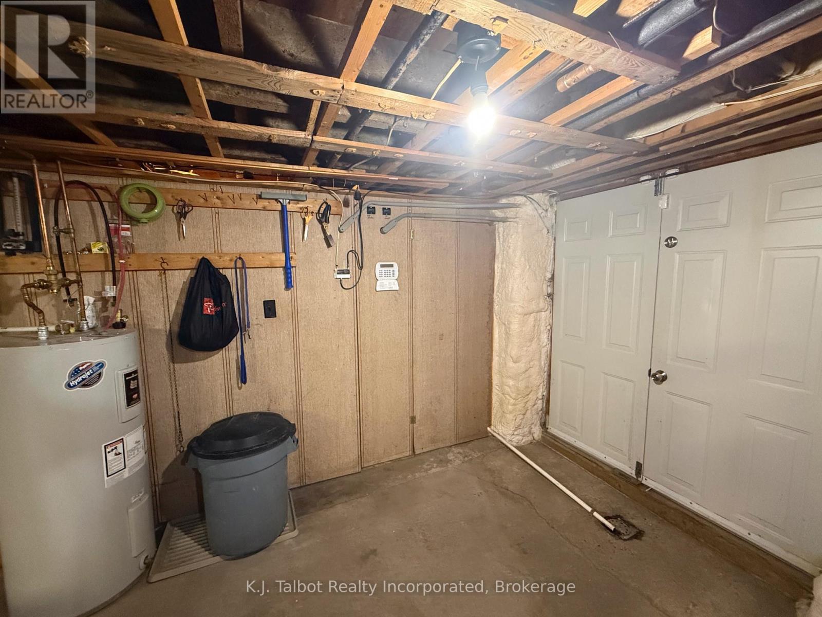 636 Campbell Street, Huron-Kinloss, Ontario  N0G 2H0 - Photo 27 - X13001162