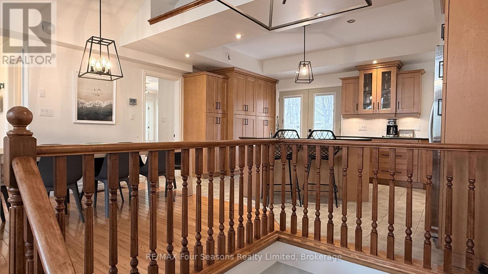 37 Silver Lake Crescent, South Bruce Peninsula, Ontario  N0H 2G0 - Photo 14 - X13001200