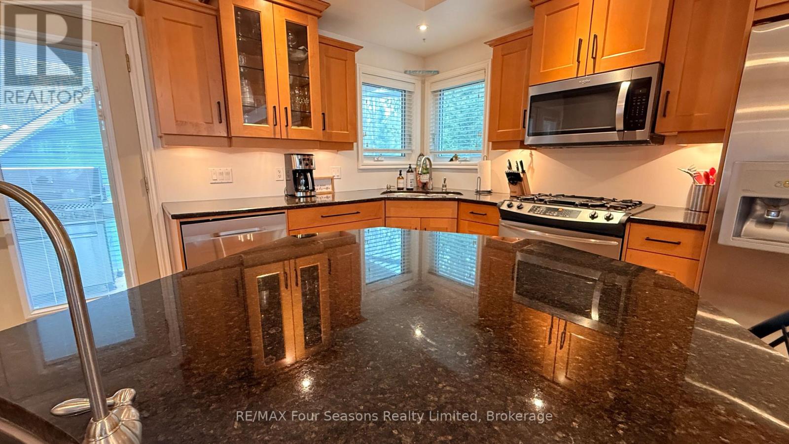 37 Silver Lake Crescent, South Bruce Peninsula, Ontario  N0H 2G0 - Photo 17 - X13001200