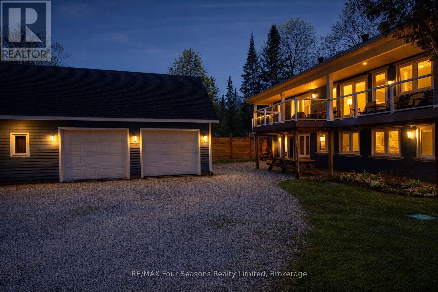 37 Silver Lake Crescent, South Bruce Peninsula, Ontario  N0H 2G0 - Photo 2 - X13001200