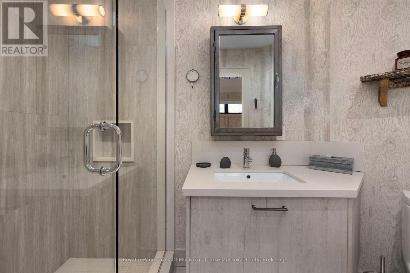 305 Wapaska Crescent, Gravenhurst, Ontario P1P 0E9 - Photo 37 - X13001242