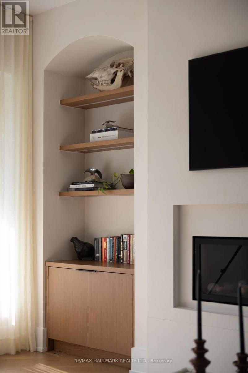 18 Foxley Street, Toronto, Ontario  M6J 1R1 - Photo 19 - C13000942