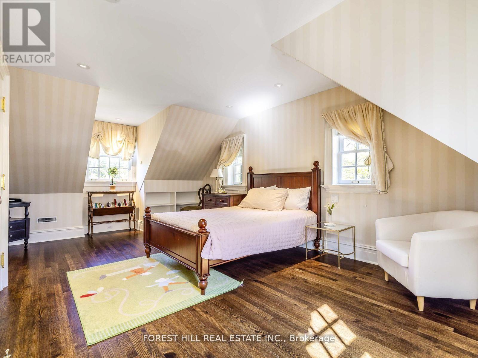 11 Dewbourne Avenue, Toronto, Ontario  M5P 1Z3 - Photo 35 - C13000962