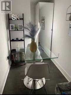 1217 - 955 Bay Street, Toronto, Ontario  M5S 0C6 - Photo 11 - C13001008