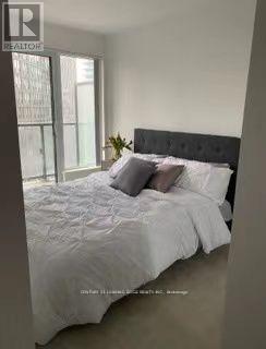 1217 - 955 Bay Street, Toronto, Ontario  M5S 0C6 - Photo 13 - C13001008