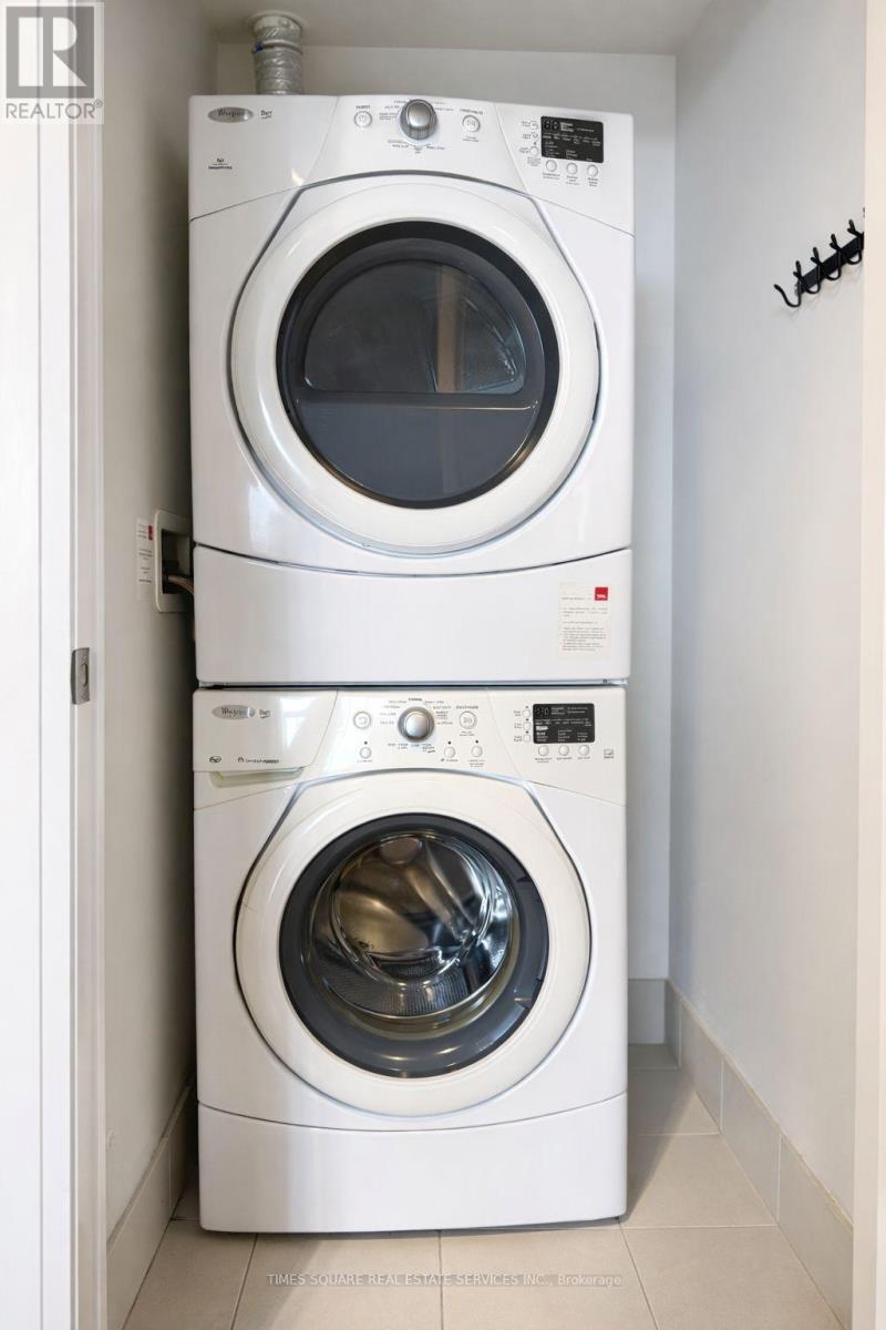 2318 - 5 Sheppard Avenue E, Toronto, Ontario  M2N 0G4 - Photo 17 - C13001010