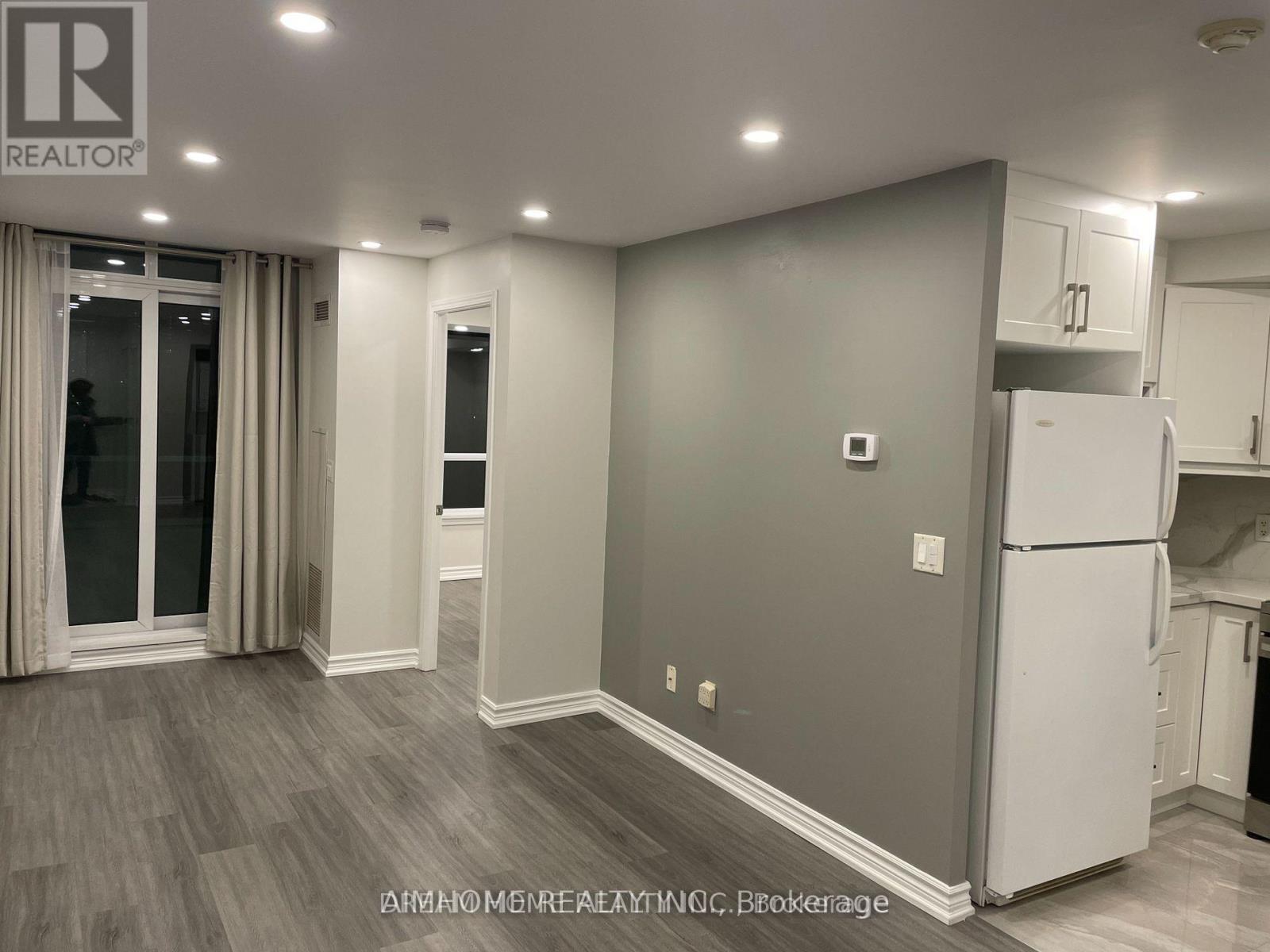 506 - 17 Barberry Place, Toronto, Ontario  M2K 3E2 - Photo 3 - C13001062