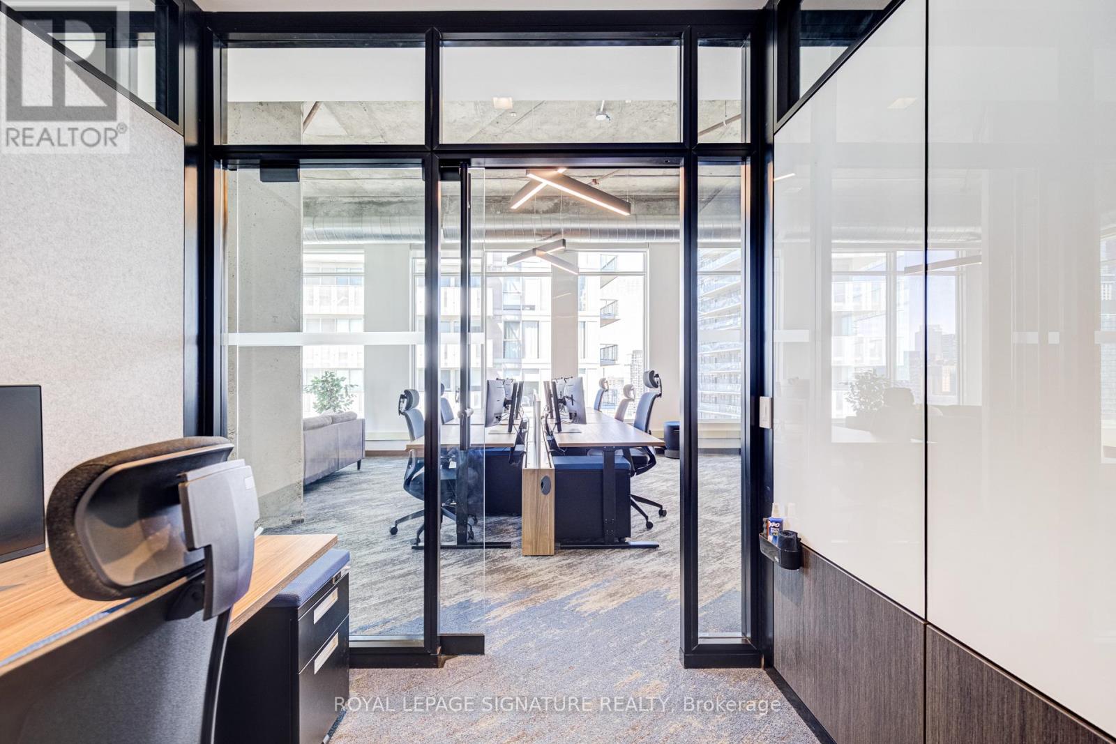 1300 - 130 Queens Quay E, Toronto, Ontario  M5A 3Y5 - Photo 19 - C13001088