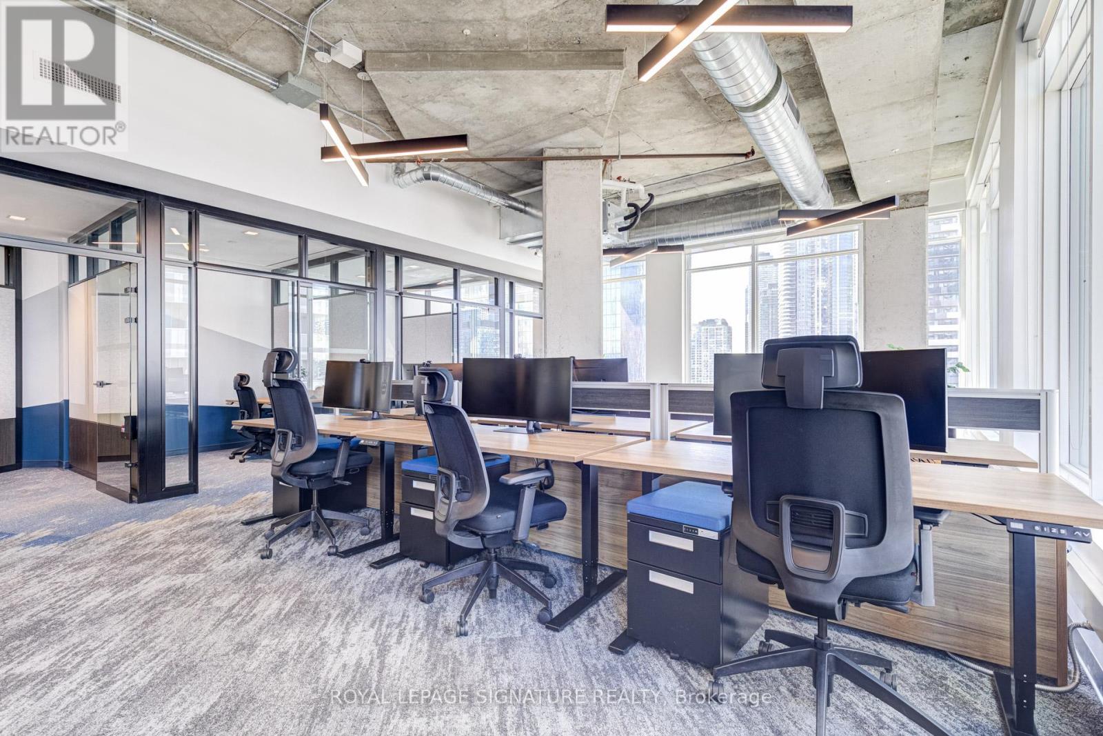 1300 - 130 Queens Quay E, Toronto, Ontario  M5A 3Y5 - Photo 23 - C13001088