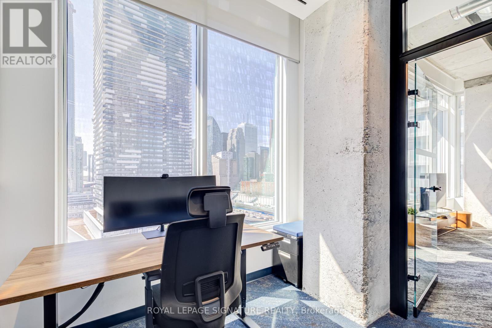 1300 - 130 Queens Quay E, Toronto, Ontario  M5A 3Y5 - Photo 31 - C13001088