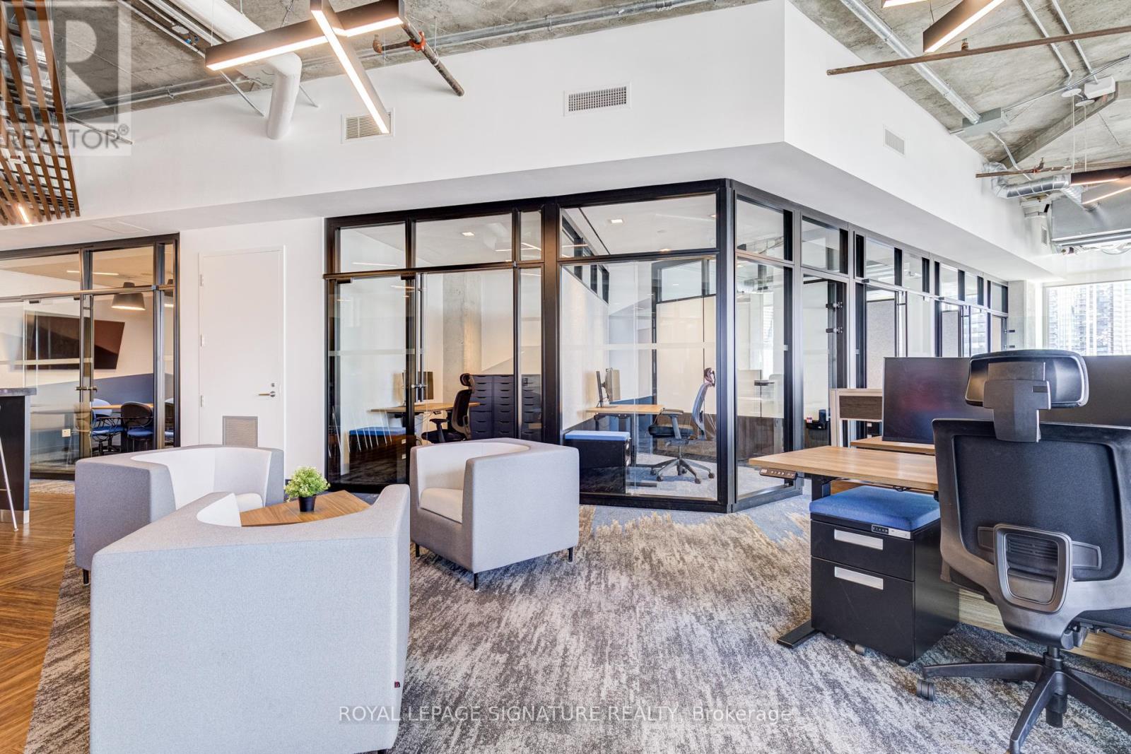 1300 - 130 Queens Quay E, Toronto, Ontario  M5A 3Y5 - Photo 6 - C13001088