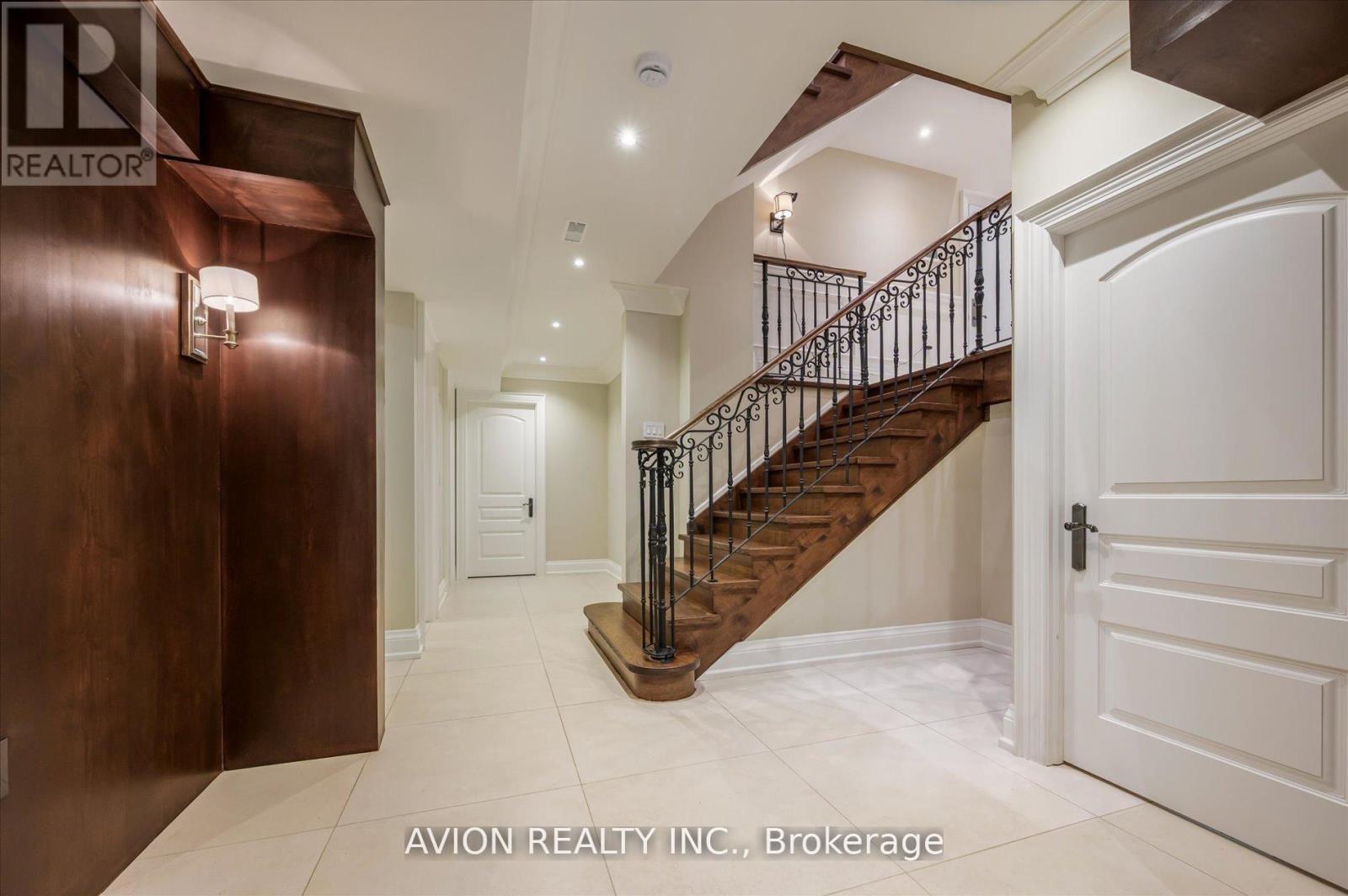 26 Danville Drive, Toronto, Ontario  M2P 1J1 - Photo 39 - C13001104