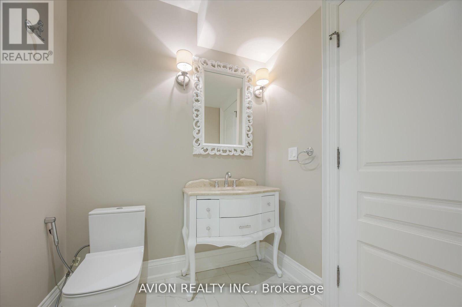 26 Danville Drive, Toronto, Ontario  M2P 1J1 - Photo 44 - C13001104