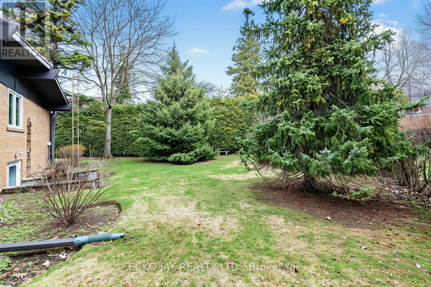 5 Bixby Court, Toronto, Ontario  M3B 1H2 - Photo 25 - C13001136