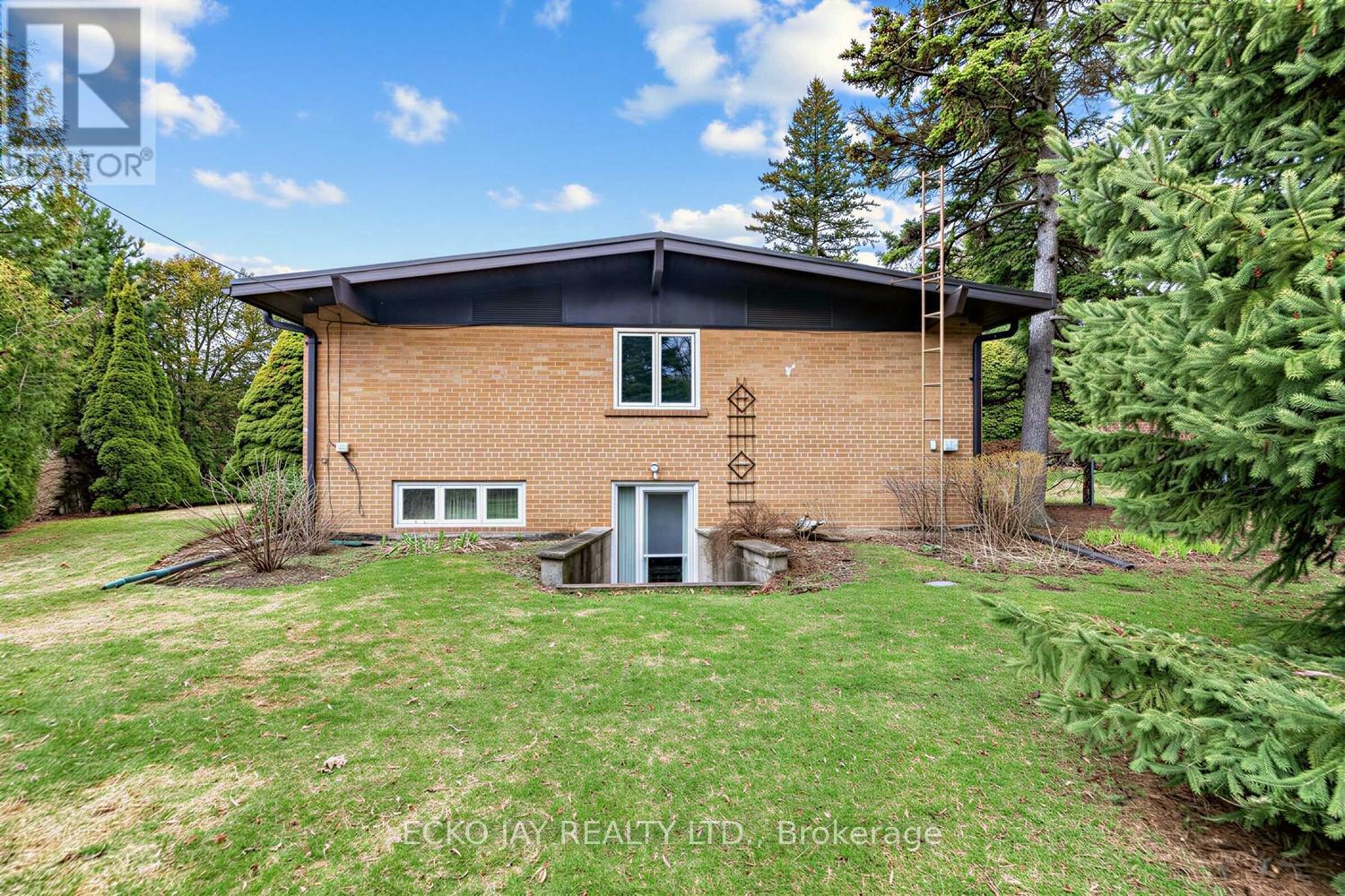 5 Bixby Court, Toronto, Ontario  M3B 1H2 - Photo 27 - C13001136