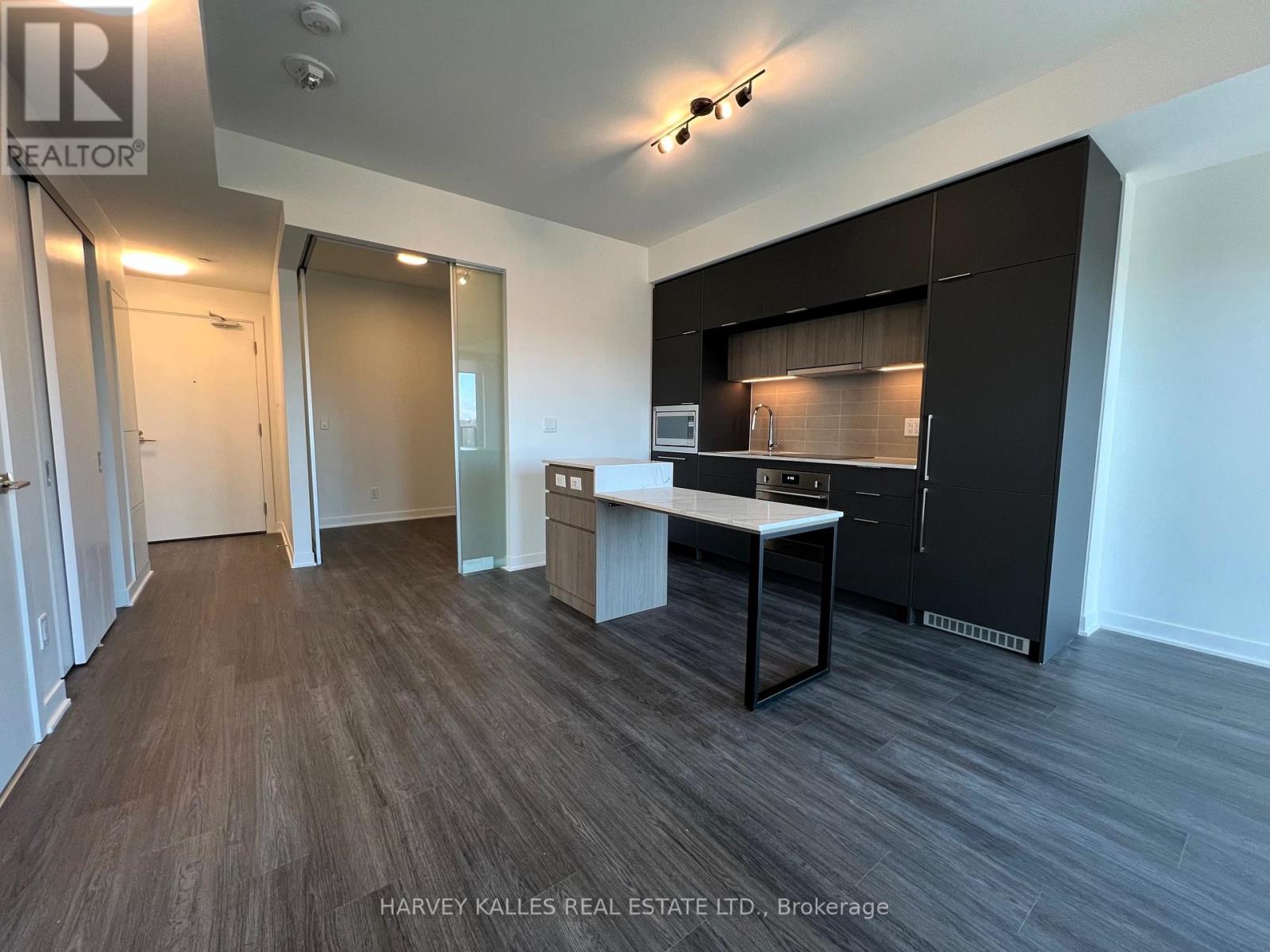 905 - 185 Alberta Avenue, Toronto, Ontario  M6C 0A5 - Photo 17 - C13001150