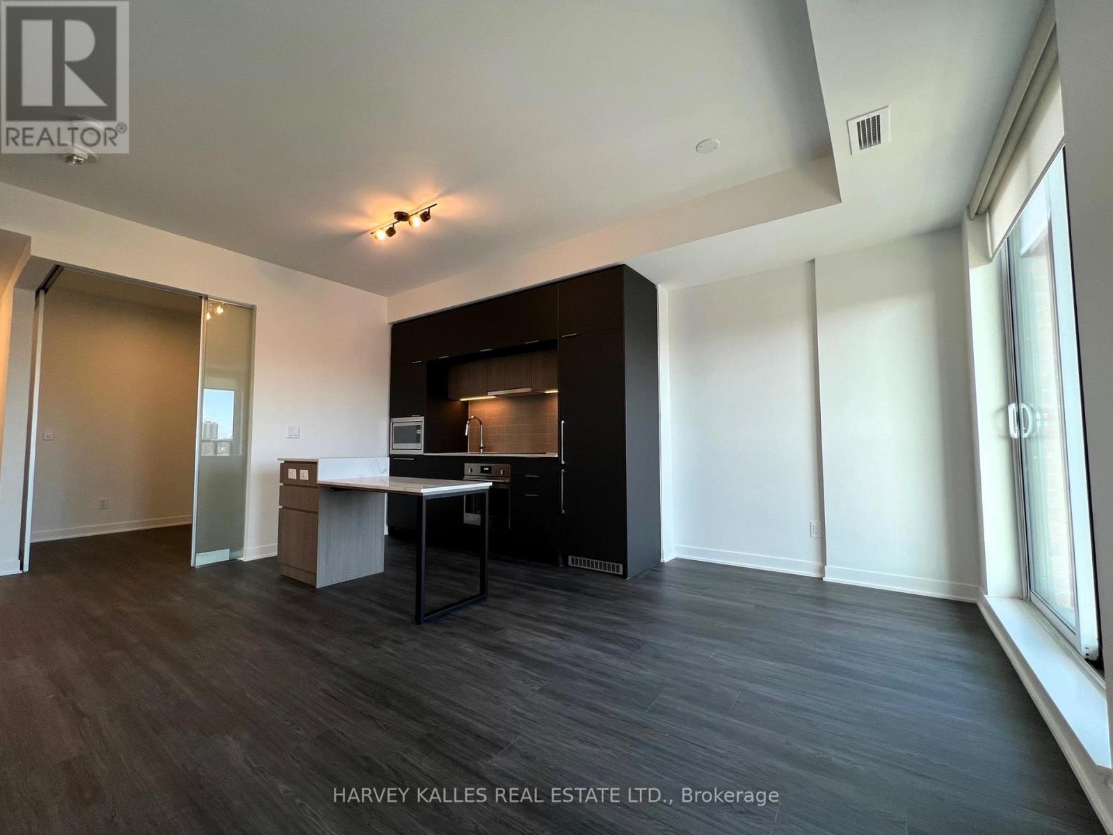 905 - 185 Alberta Avenue, Toronto, Ontario  M6C 0A5 - Photo 18 - C13001150