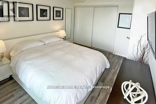 530 - 205 The Don Way W, Toronto, Ontario  M3B 3S5 - Photo 4 - C13001166