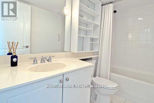 530 - 205 The Don Way W, Toronto, Ontario  M3B 3S5 - Photo 7 - C13001166