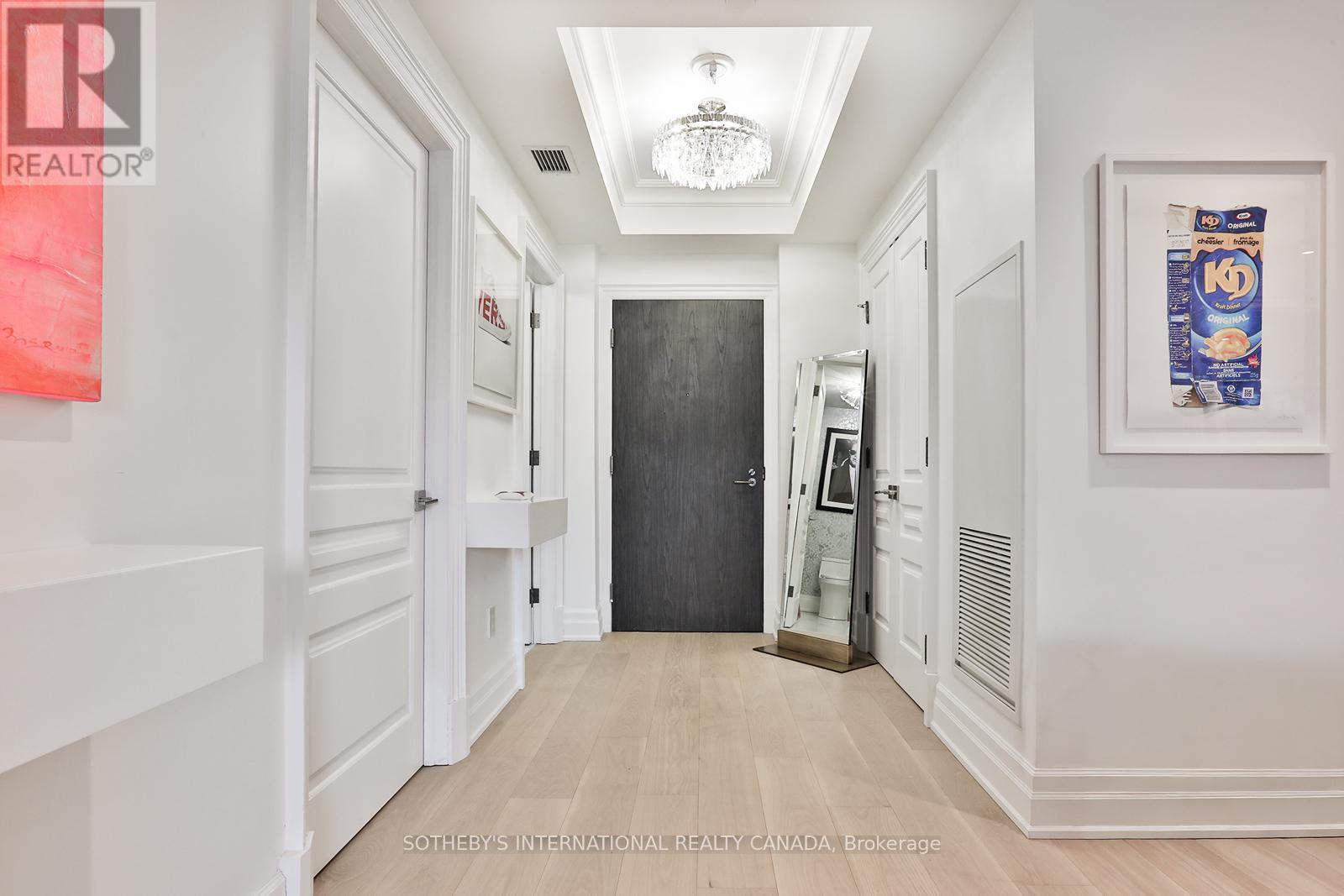 401 - 1 Forest Hill Road, Toronto, Ontario  M4V 1R1 - Photo 5 - C13001274