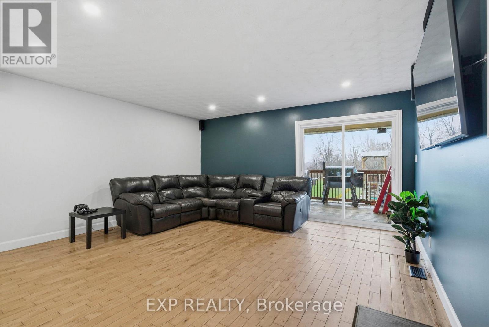 16220 Northfield Road, South Stormont, Ontario  K0C 1R0 - Photo 11 - X13000992