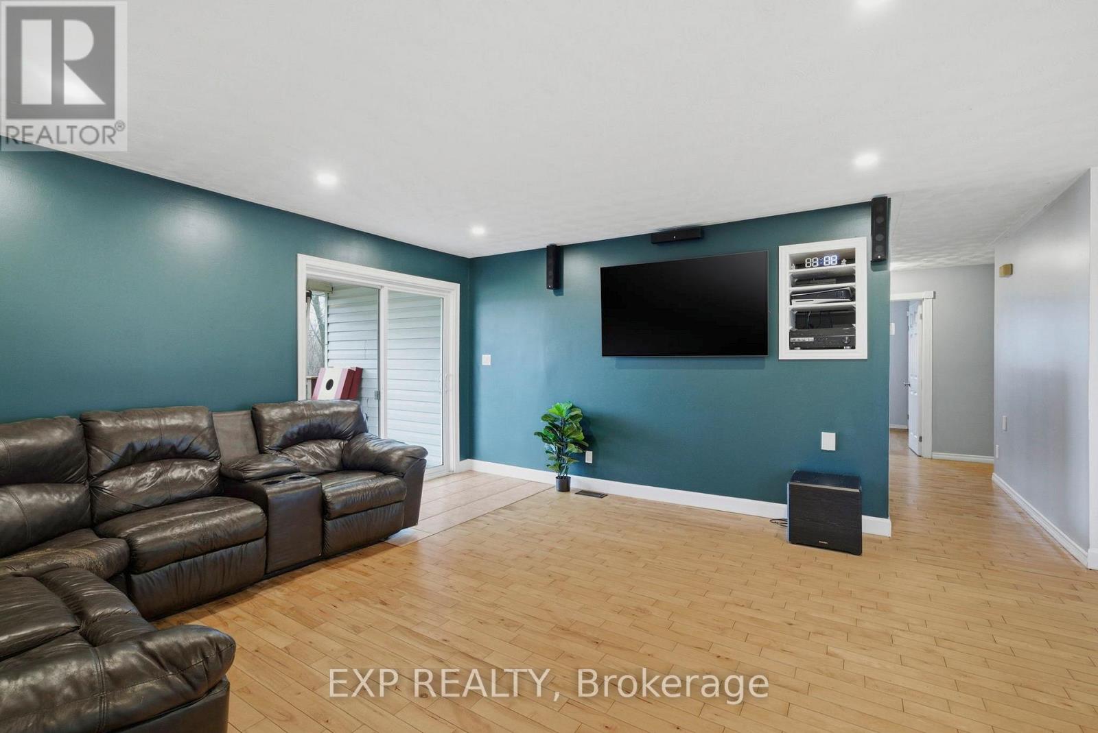 16220 Northfield Road, South Stormont, Ontario  K0C 1R0 - Photo 12 - X13000992