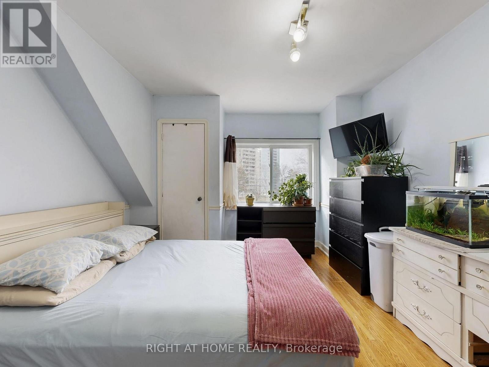 46 Glenshephard Drive, Toronto, Ontario  M1K 4N3 - Photo 28 - E13000944