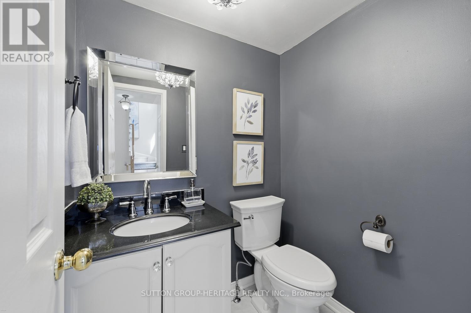 47 St Thomas Street, Whitby, Ontario  L1M 1G1 - Photo 13 - E13001196