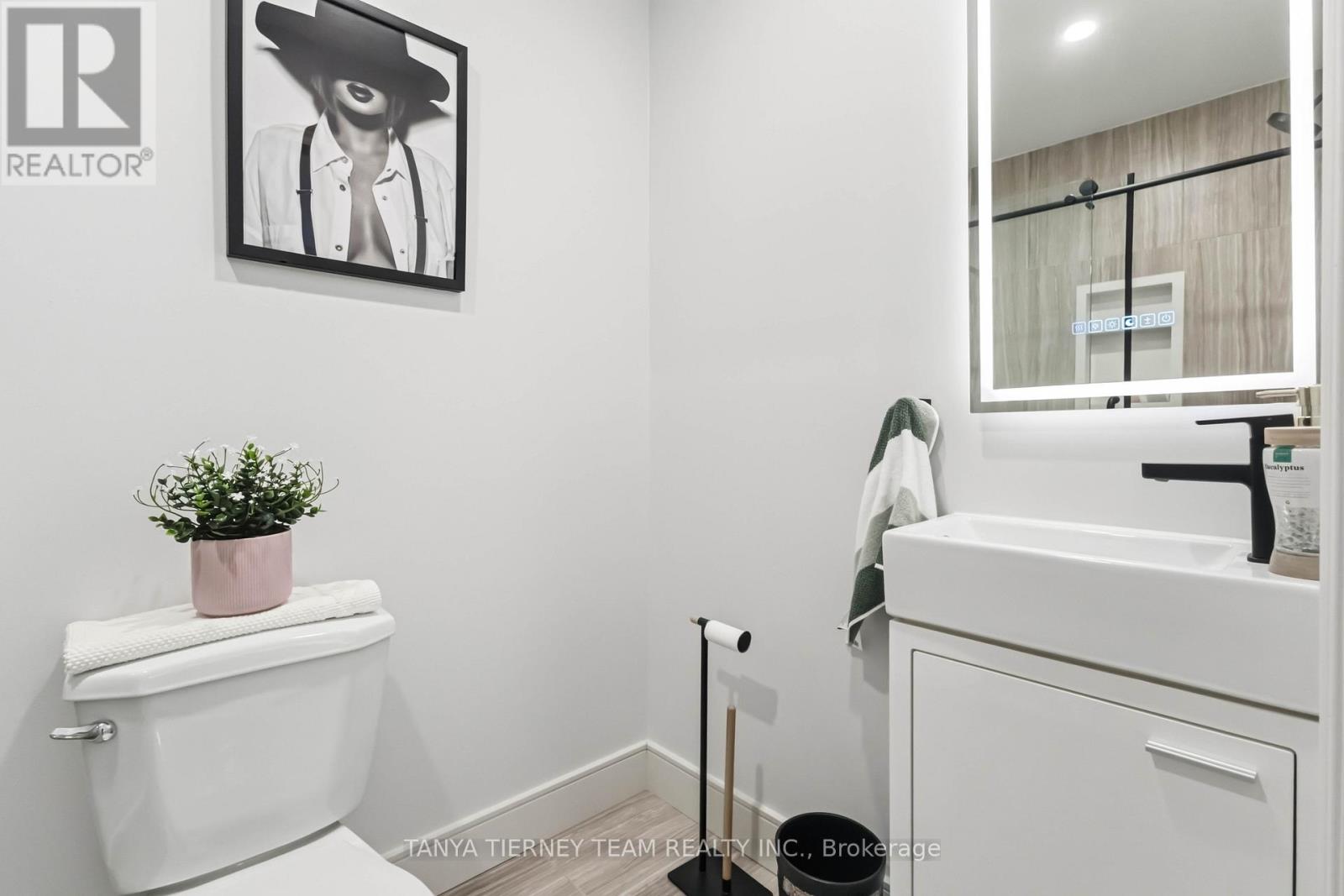 82 Tempo Way, Whitby, Ontario  L1M 0G2 - Photo 19 - E13001252