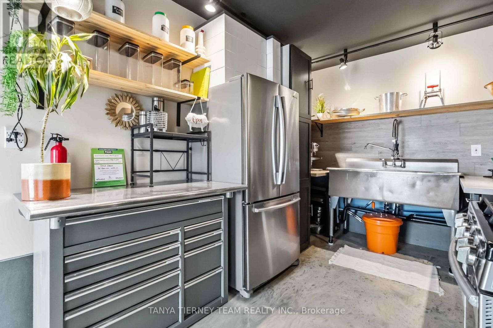 82 Tempo Way, Whitby, Ontario  L1M 0G2 - Photo 43 - E13001252