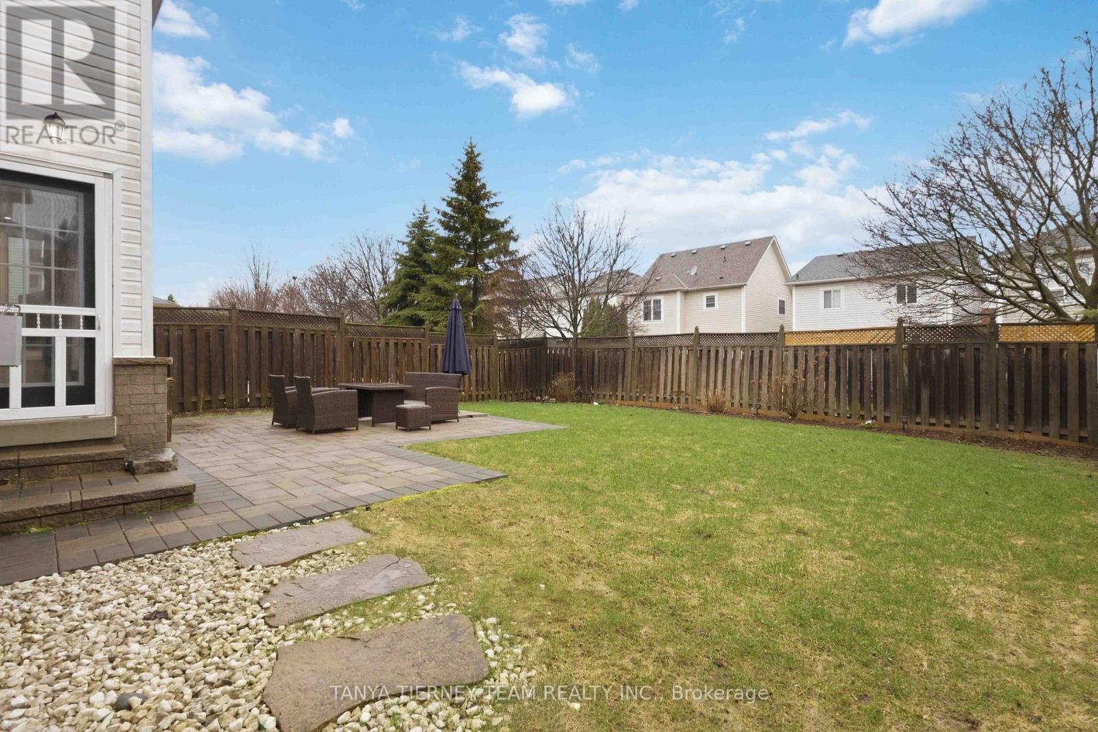 46 Holsted Road, Whitby, Ontario  L1M 2B9 - Photo 50 - E13001260