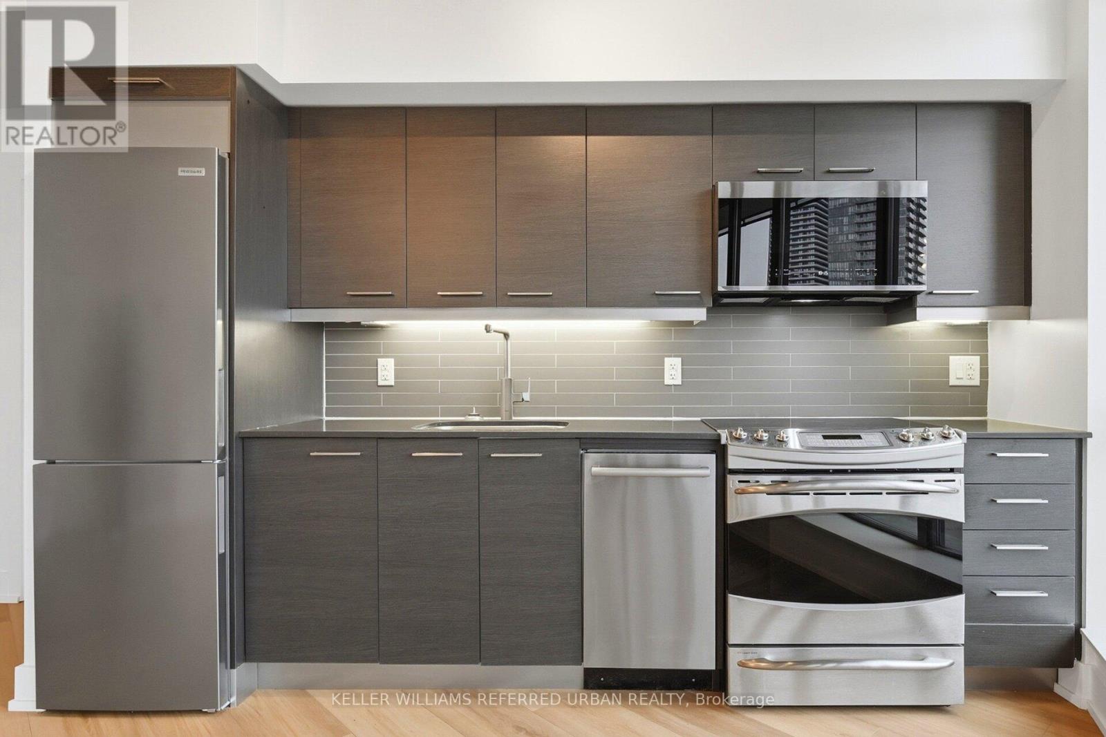 607 - 90 Trinity Street, Toronto, Ontario  M5A 0E4 - Photo 6 - C12991094