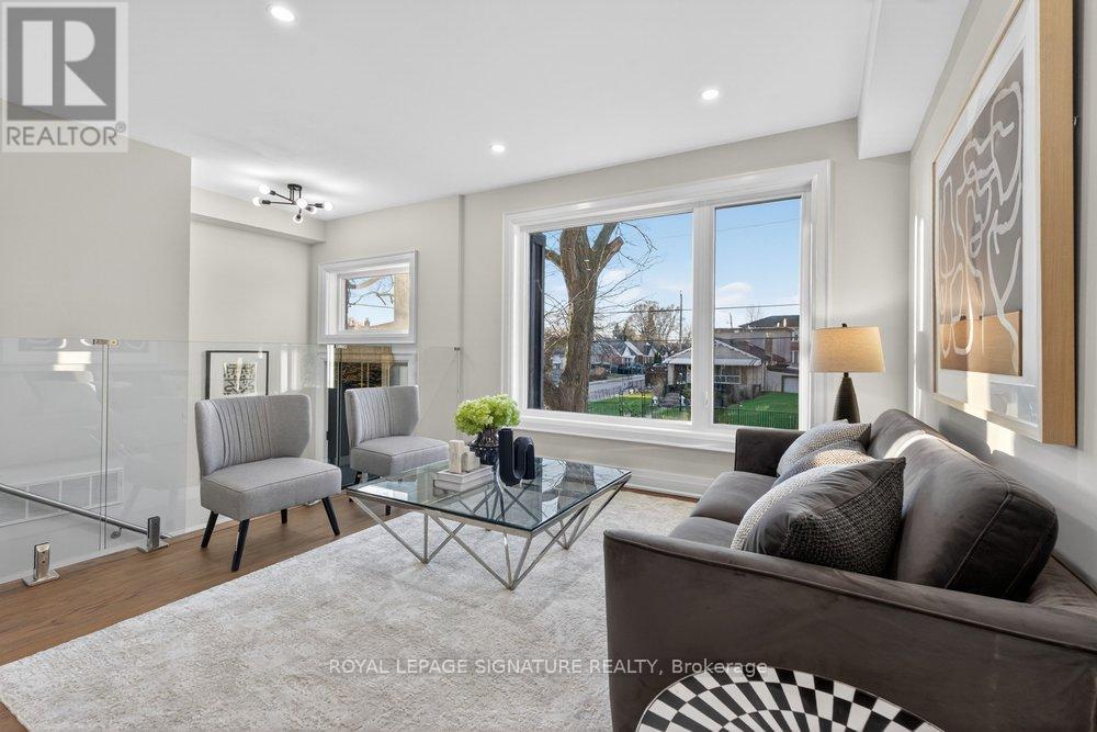 29 Butterworth Avenue, Toronto, Ontario  M1L 1H2 - Photo 6 - E12966732