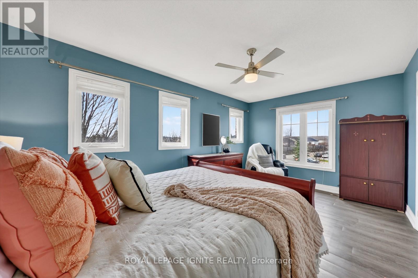 27 - 571 Longworth Avenue, Clarington, Ontario  L1C 0H3 - Photo 23 - E13001116