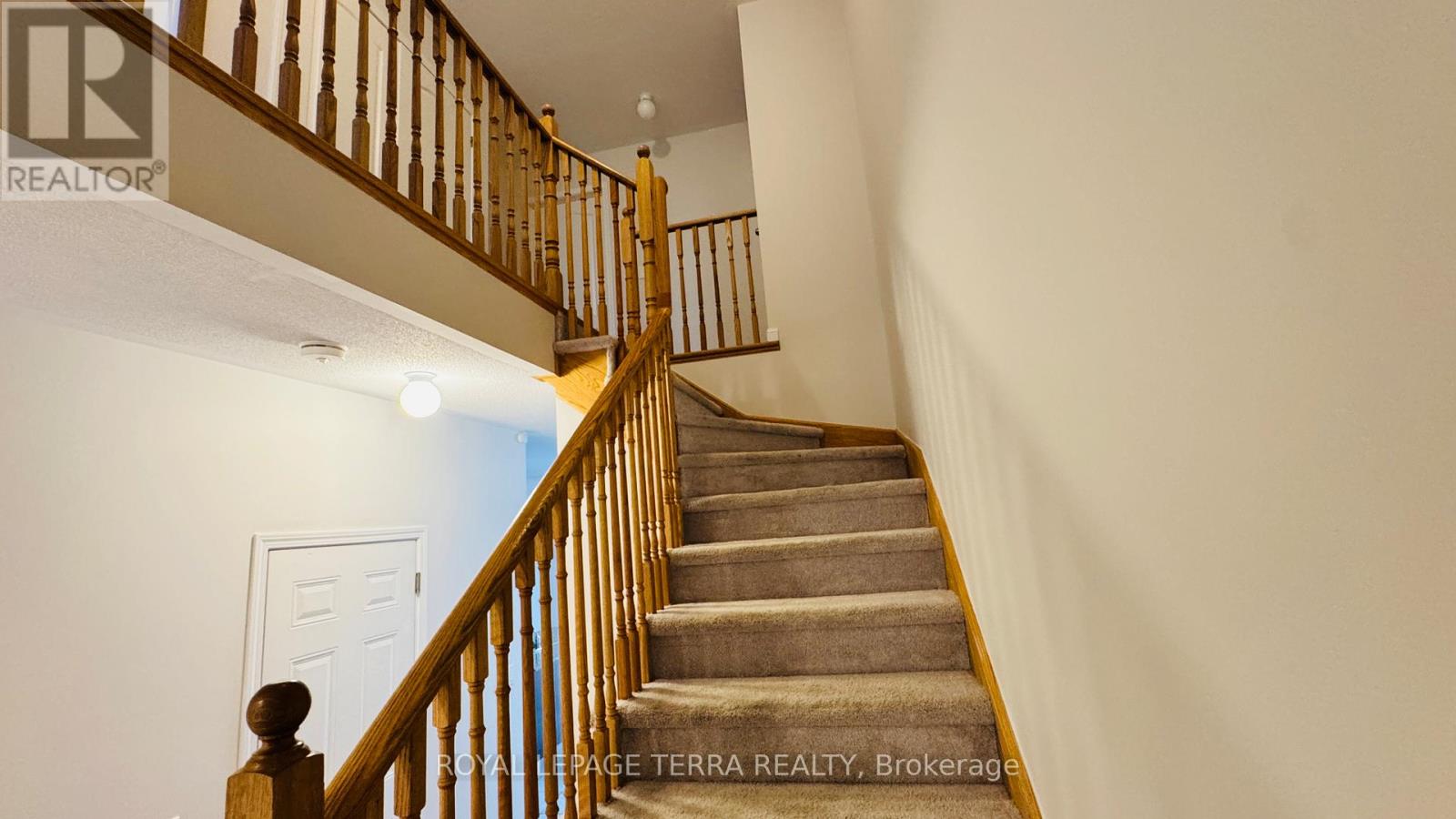 2590 Winter Words Drive, Oshawa, Ontario  L1L 0S9 - Photo 14 - E13001086