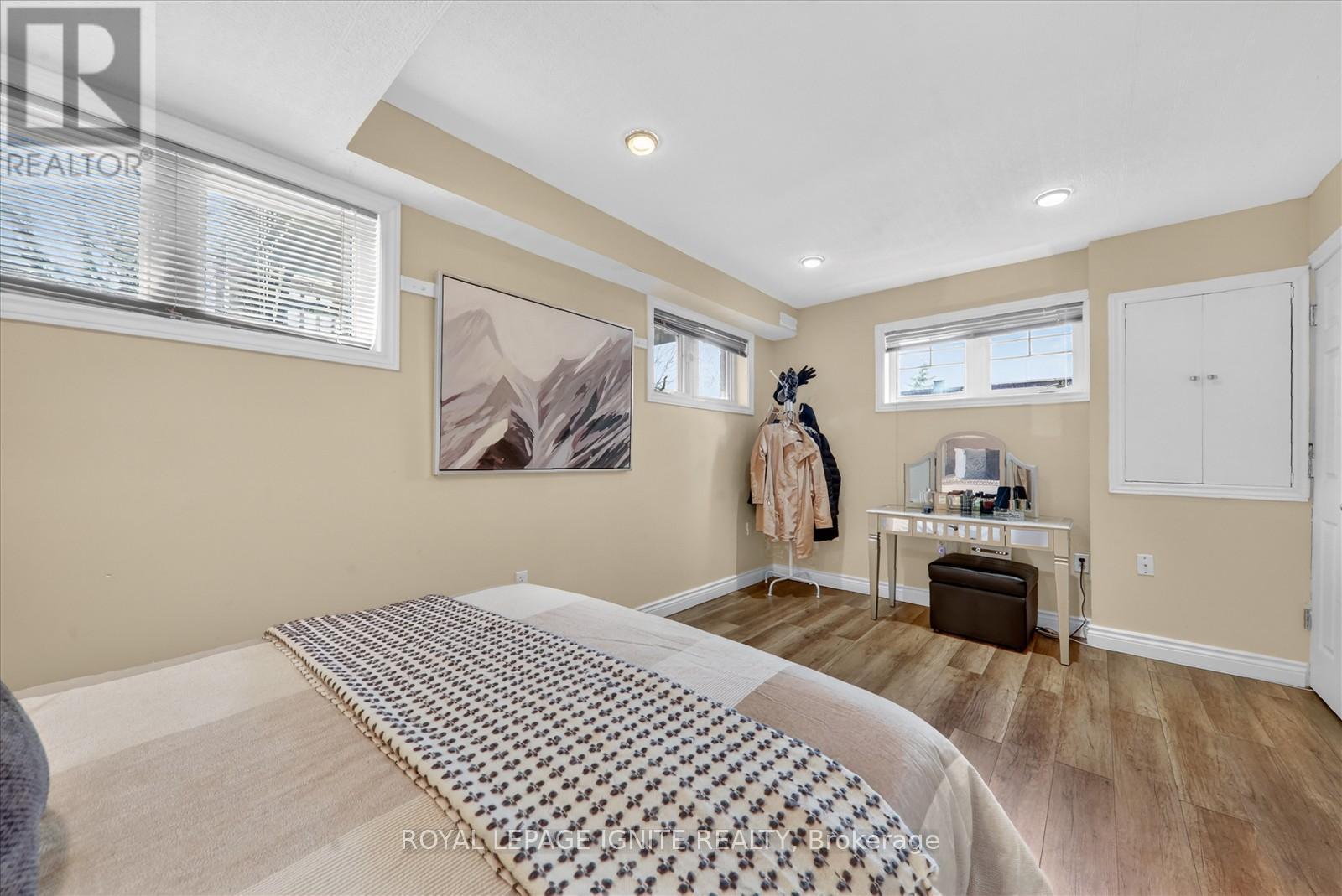 27 - 571 Longworth Avenue, Clarington, Ontario  L1C 0H3 - Photo 8 - E13001116