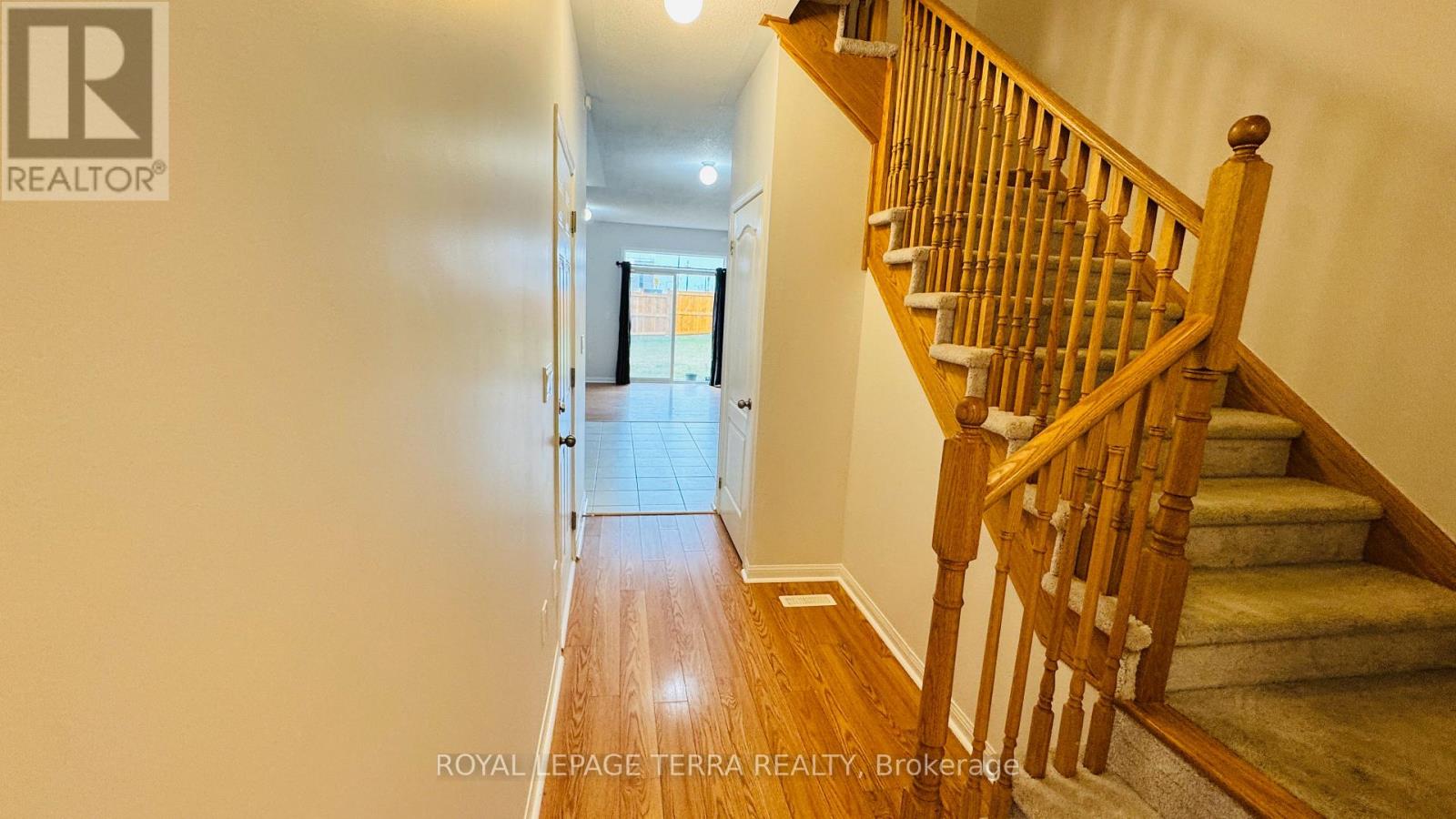 2590 Winter Words Drive, Oshawa, Ontario  L1L 0S9 - Photo 6 - E13001086