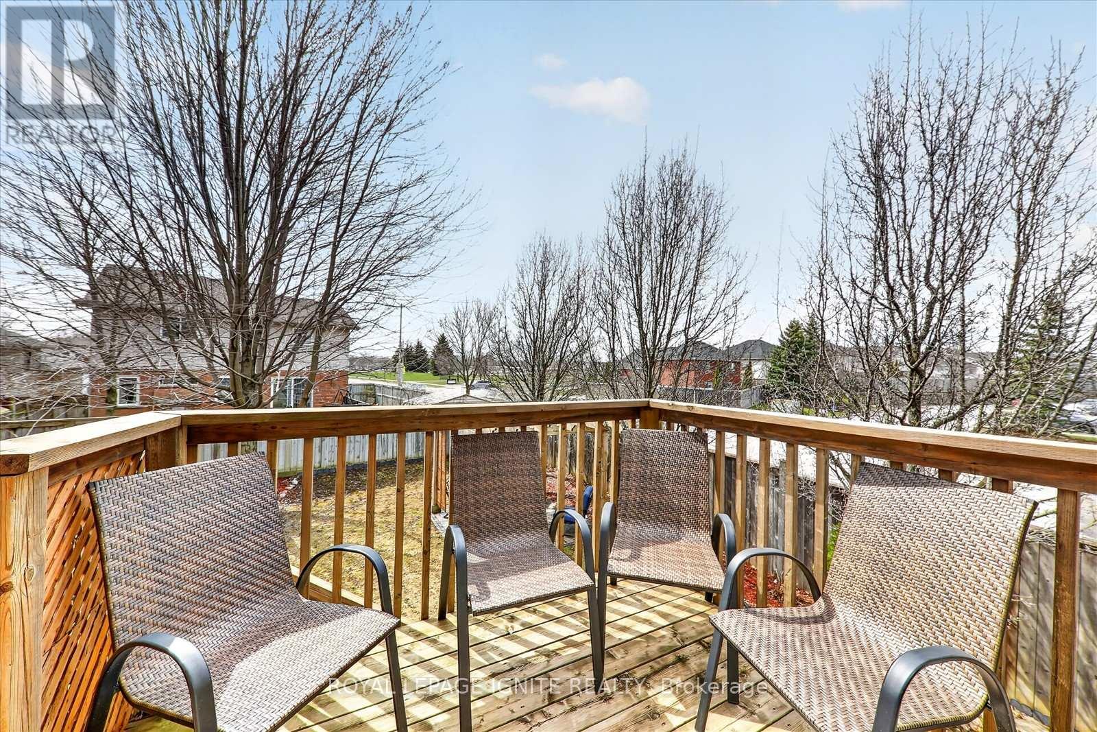 27 - 571 Longworth Avenue, Clarington, Ontario  L1C 0H3 - Photo 20 - E13001116