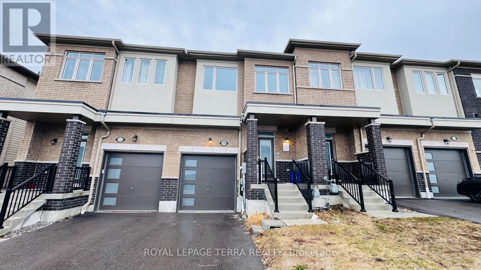 2590 WINTER WORDS DRIVE, Oshawa, Ontario