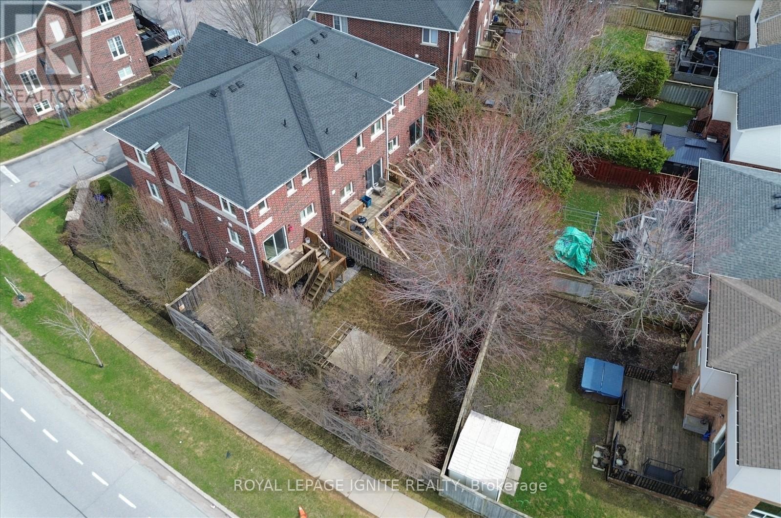 27 - 571 Longworth Avenue, Clarington, Ontario  L1C 0H3 - Photo 32 - E13001116