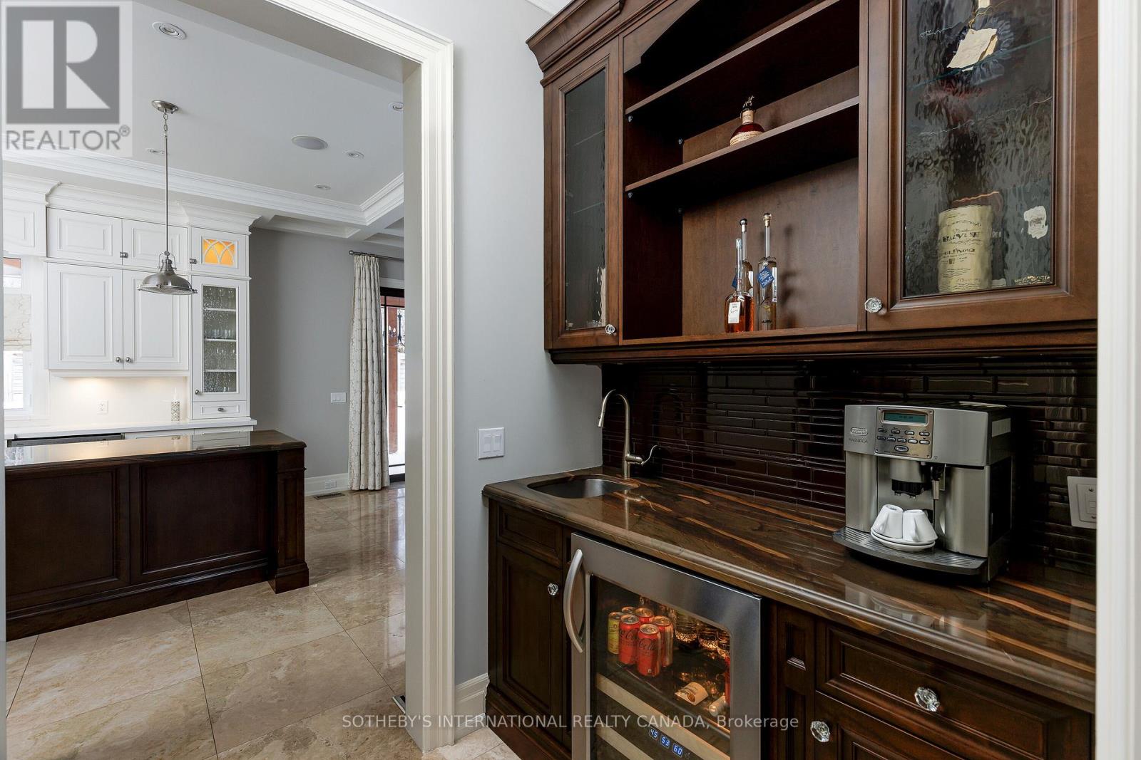 6 Weller Crescent, Vaughan, Ontario L6A 1E4 - Photo 18 - N12872160