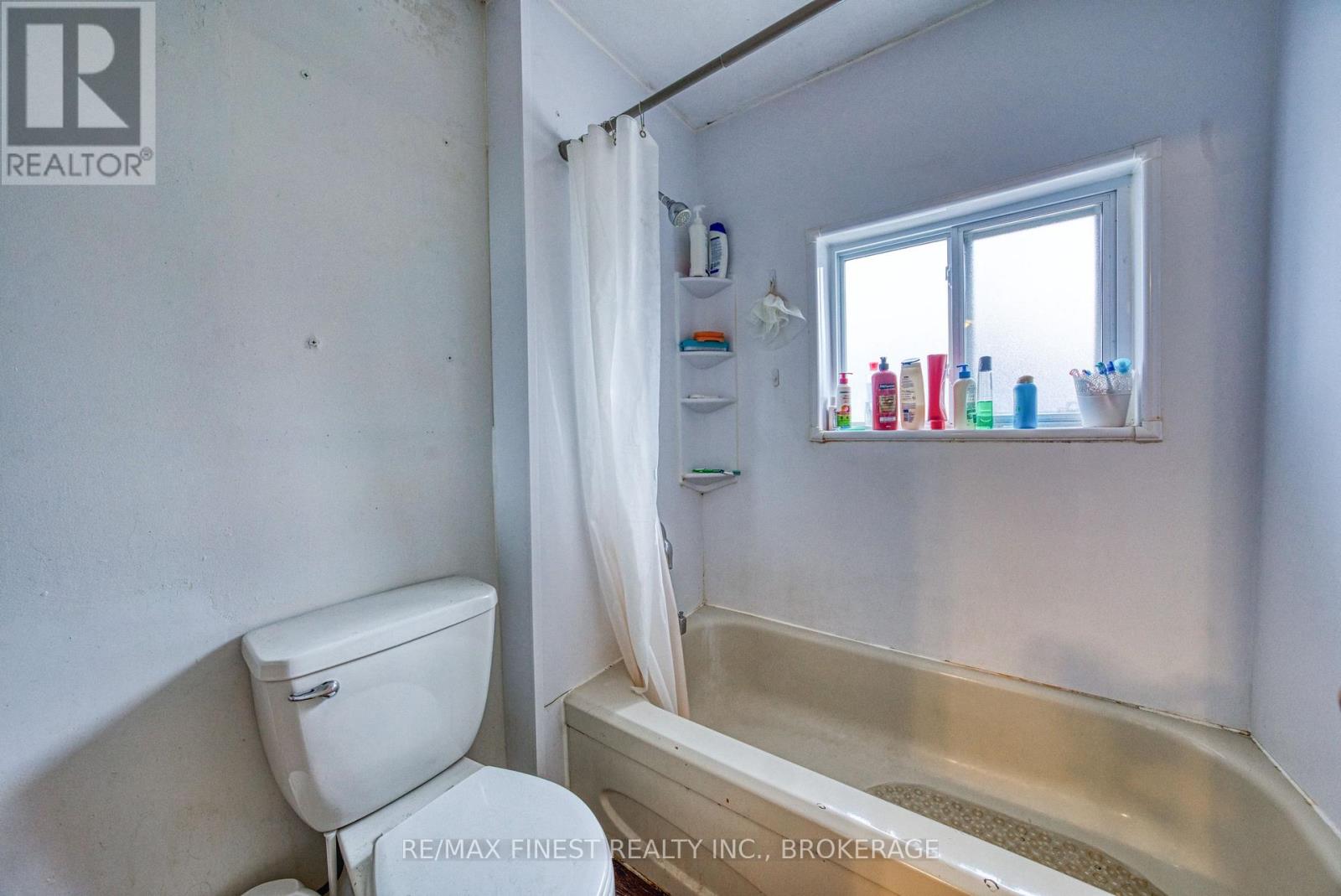 271-273 Rideau Street, Kingston, Ontario  K7K 3A7 - Photo 7 - X12997694