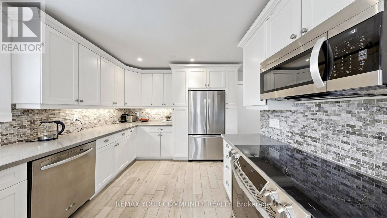 3792 Fairway Road, Innisfil, Ontario  L9S 2L4 - Photo 15 - N13000712