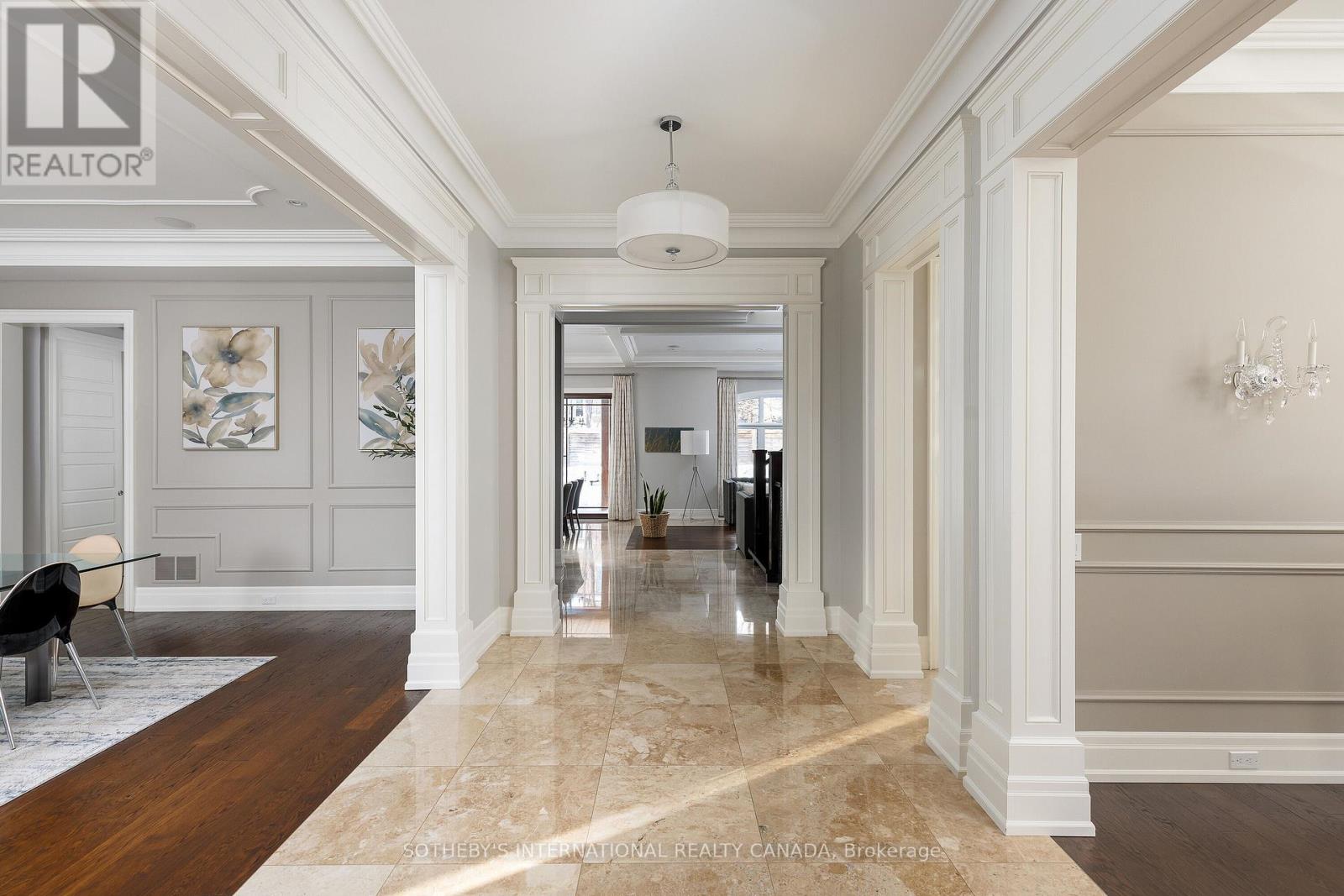 6 Weller Crescent, Vaughan, Ontario L6A 1E4 - Photo 4 - N12872160