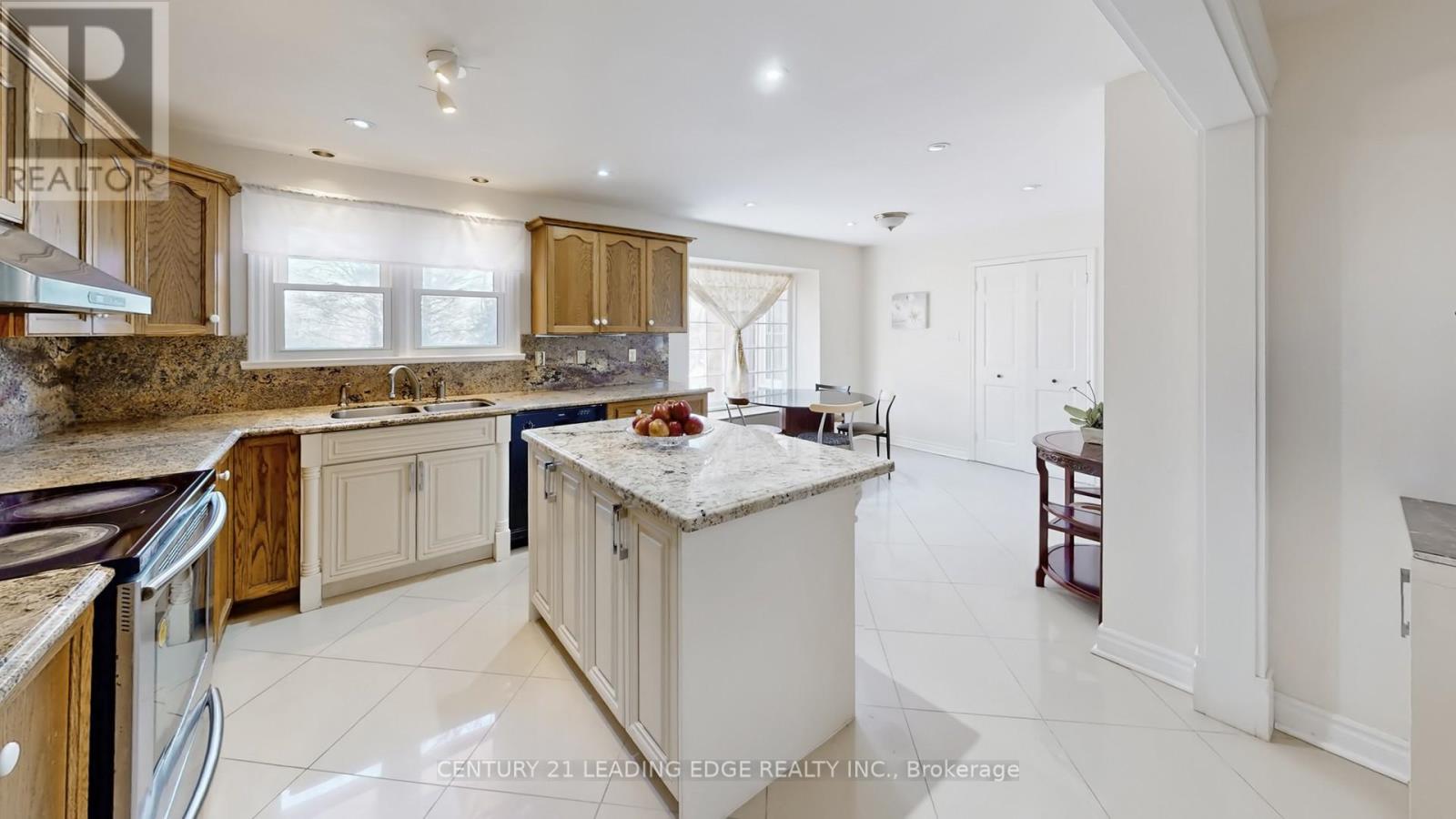 18 Kennedy Lane, Whitchurch-Stouffville, Ontario  L4A 2J5 - Photo 17 - N13000884