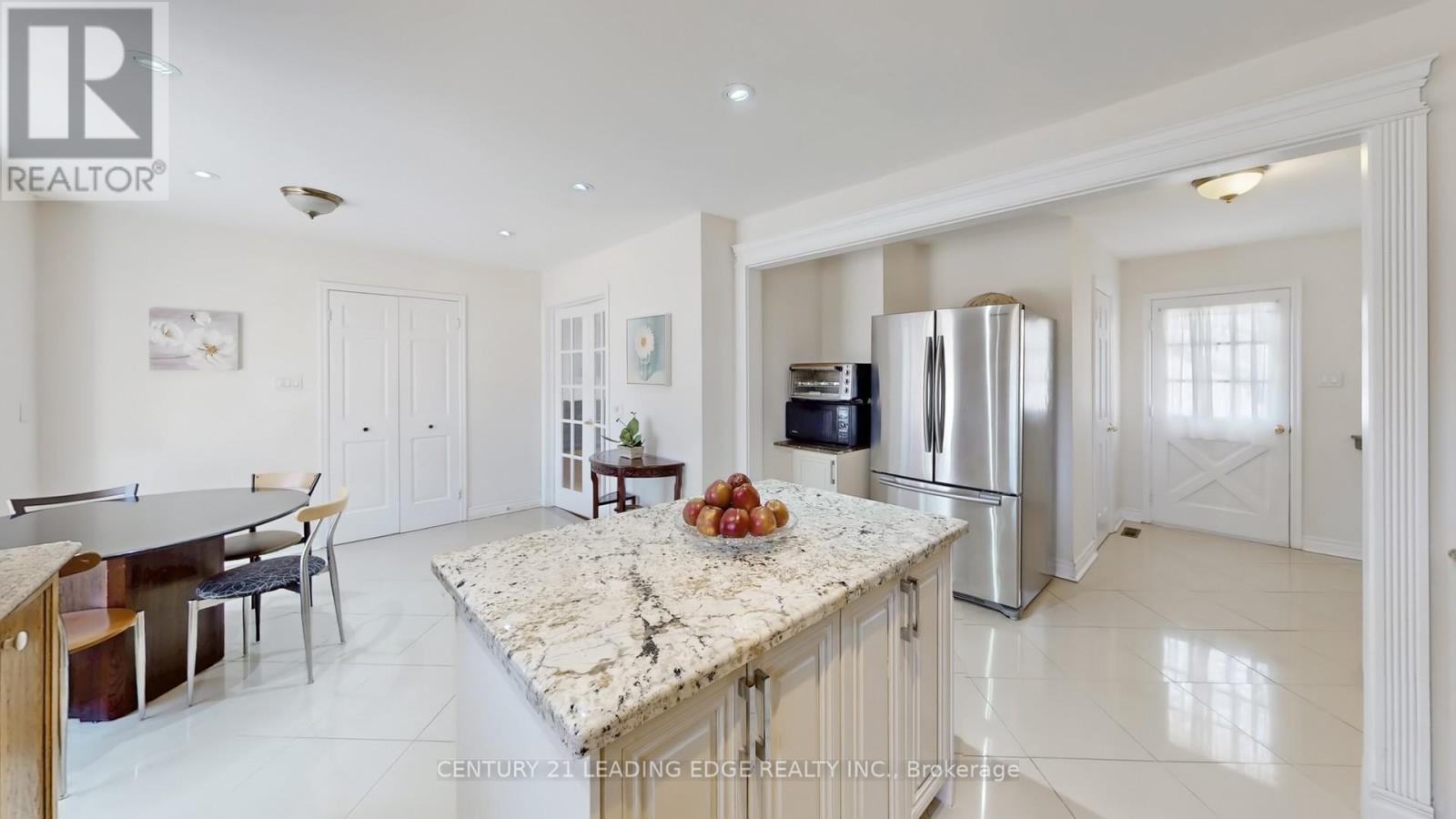 18 Kennedy Lane, Whitchurch-Stouffville, Ontario  L4A 2J5 - Photo 19 - N13000884