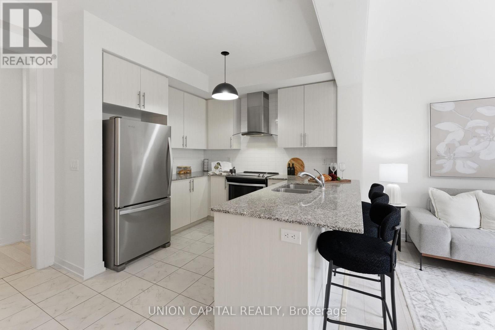 137 Knott End Crescent, Newmarket, Ontario  L3Y 0E3 - Photo 15 - N13000896