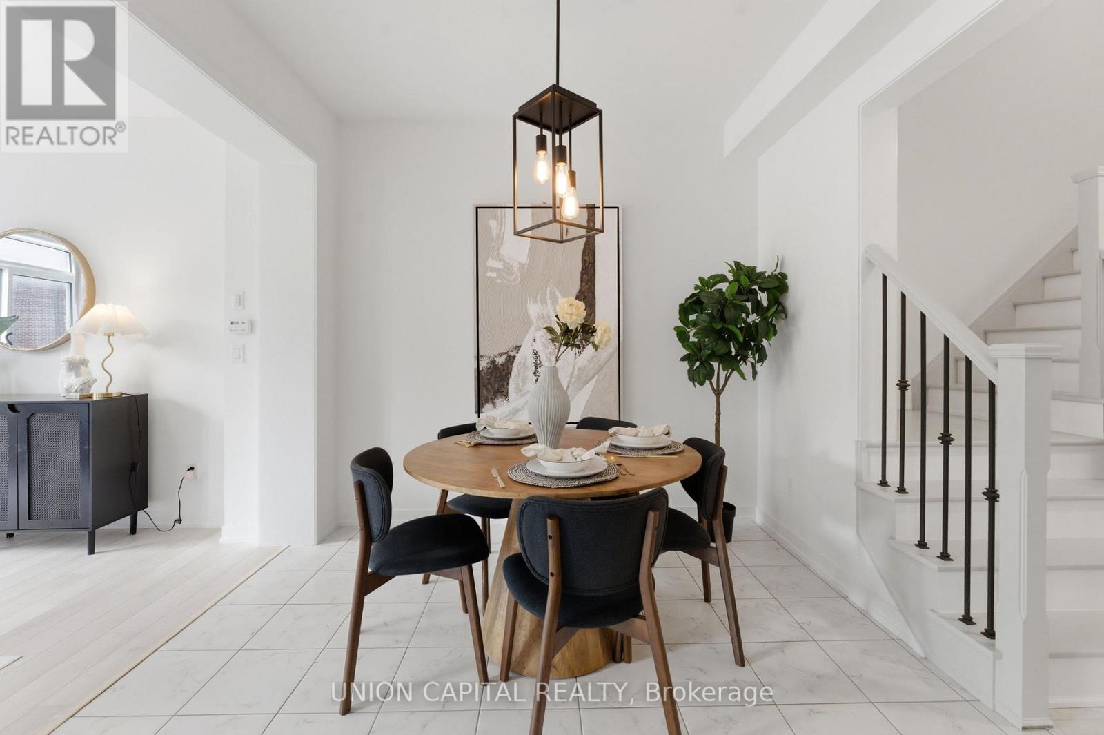 137 Knott End Crescent, Newmarket, Ontario  L3Y 0E3 - Photo 18 - N13000896