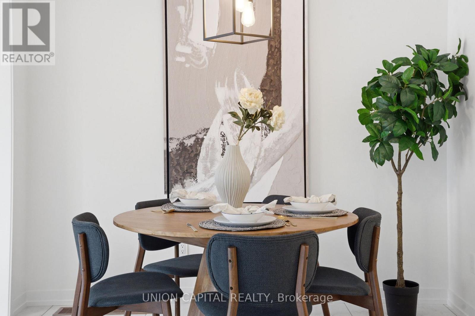 137 Knott End Crescent, Newmarket, Ontario  L3Y 0E3 - Photo 19 - N13000896